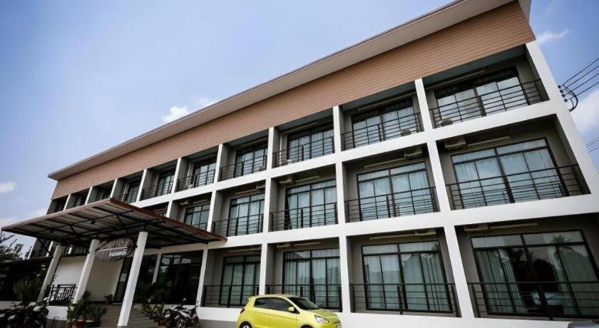 Pornsiri Hotel Sisaket Exterior foto